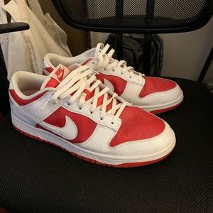 Nike University Red Dunks